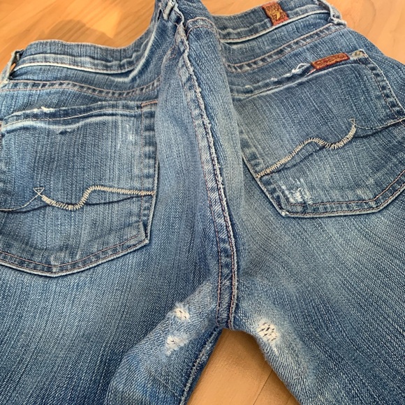 Y2K Light-Wash Flared Jeans: 7 For All Mankind - Picture 5 of 16